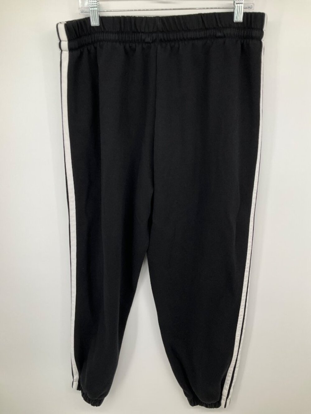 Adidas Essentials 3-Stripes Fleece Loose-Fit Sweatpants, Size XL, Black/White - Picture 8 of 8